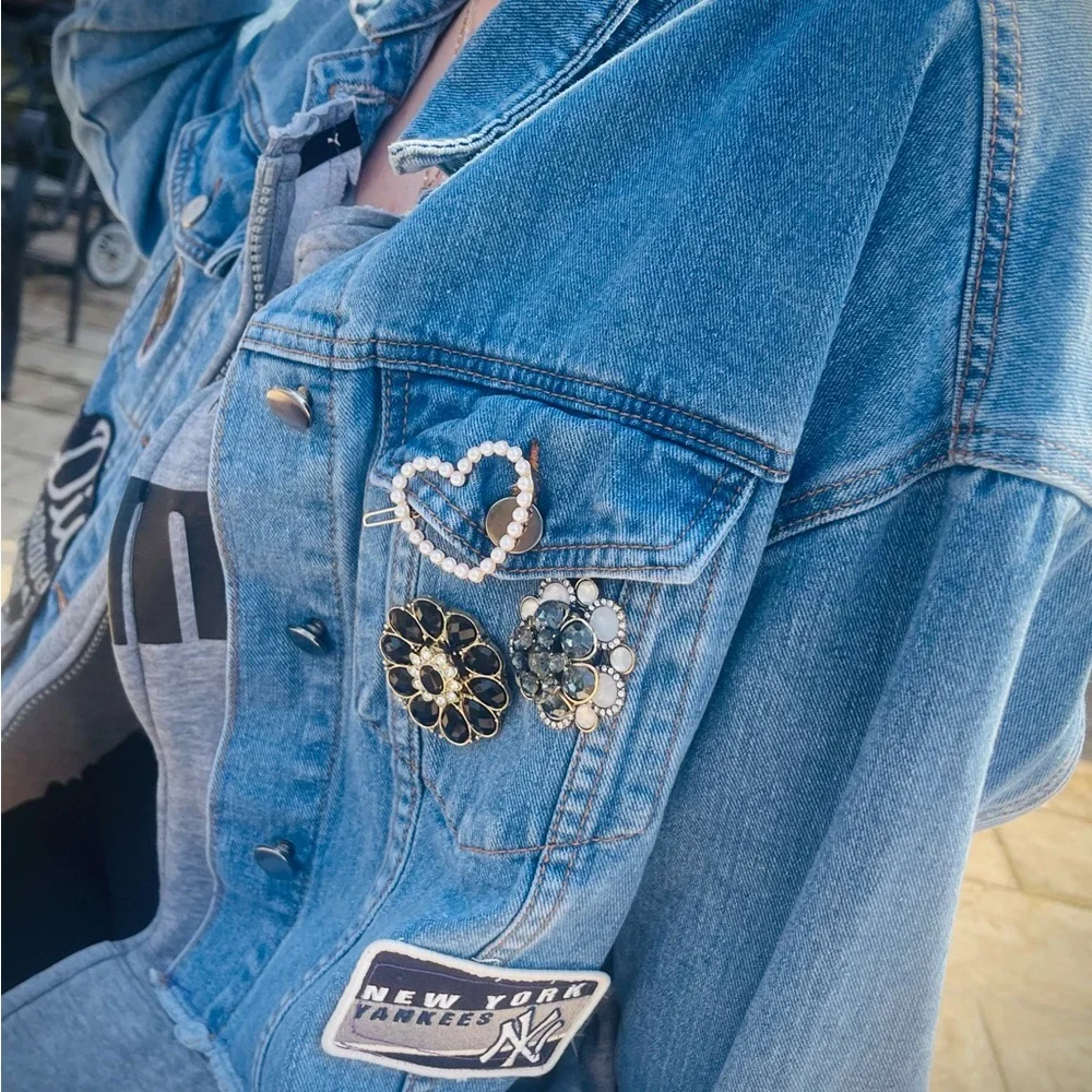New York Yankees adorned jean jacket w/ vintage flair and attached Puma zip up. - Picture 5 of 16